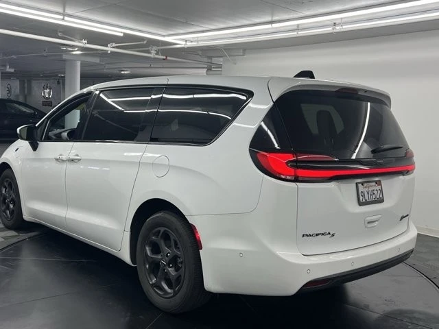 2023 Chrysler - Image 3 of 9