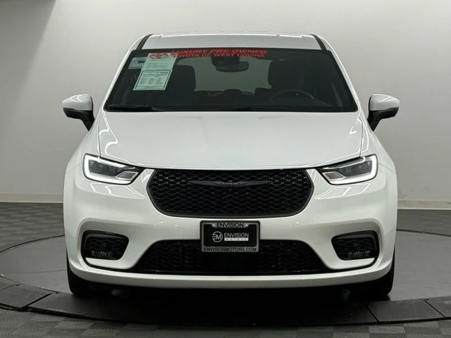2023 Chrysler - Image 3 of 12
