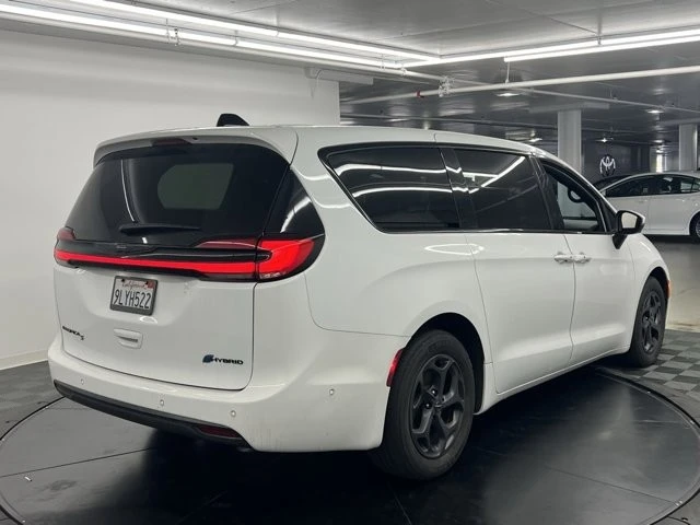 2023 Chrysler - Image 4 of 9