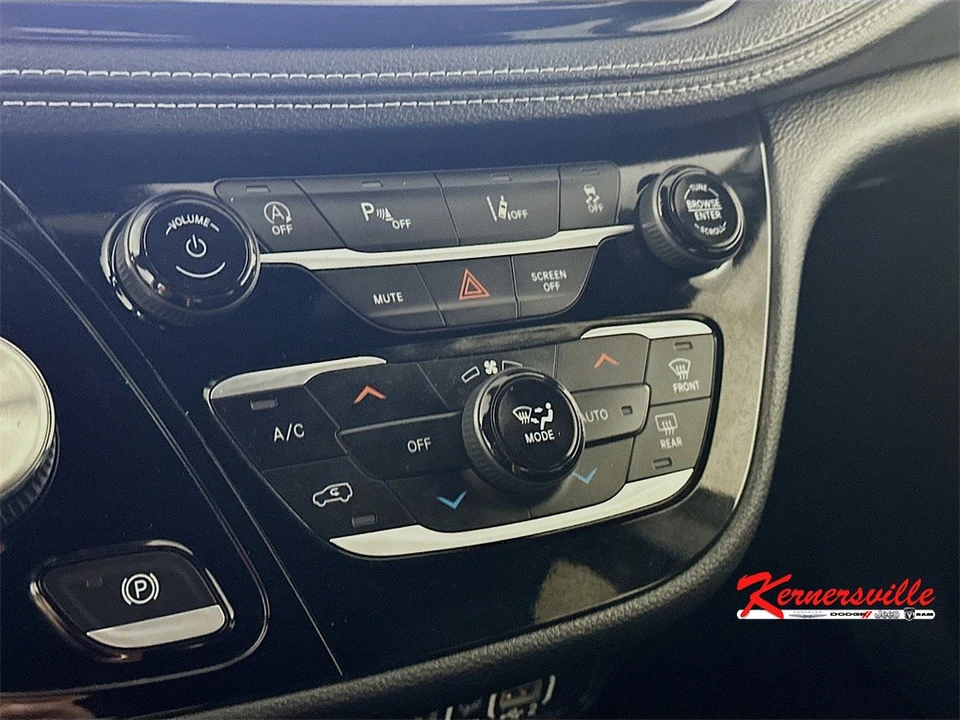 2023 Chrysler - Image 18 of 21