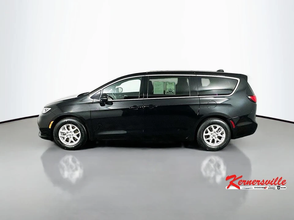 2023 Chrysler - Image 4 of 21