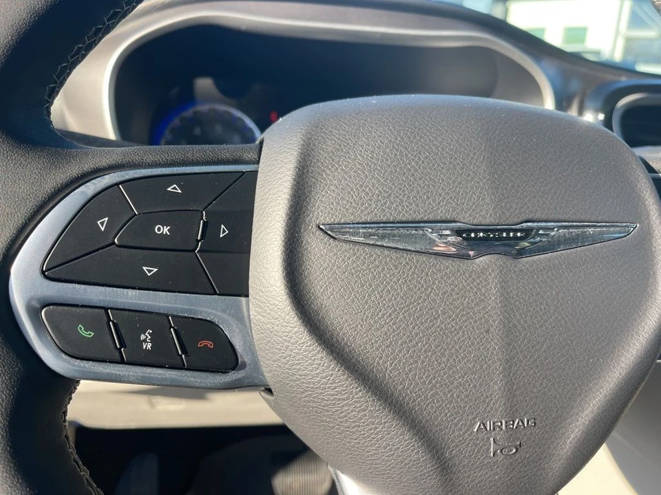 2023 Chrysler - Image 19 of 21