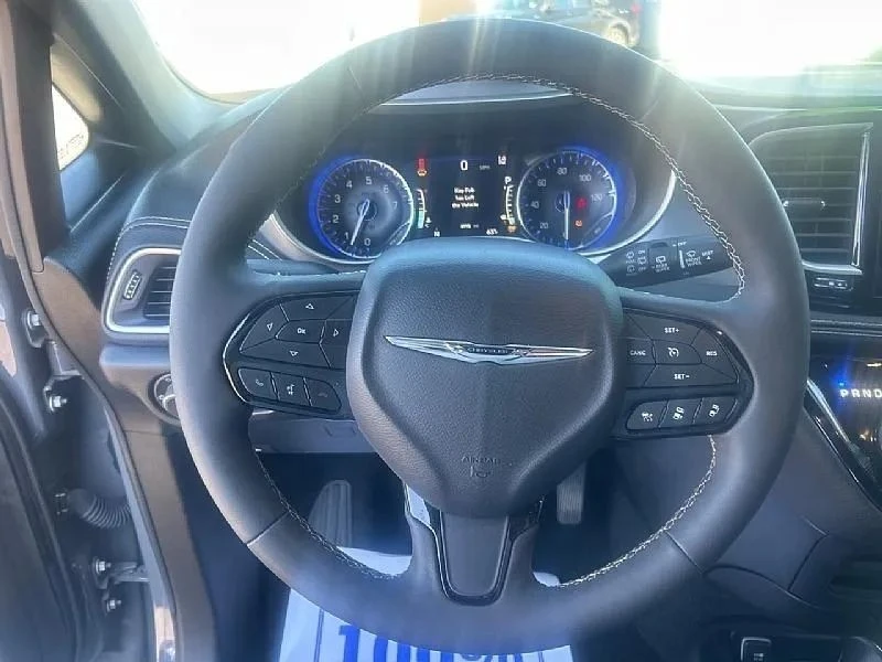 2023 Chrysler - Image 7 of 12