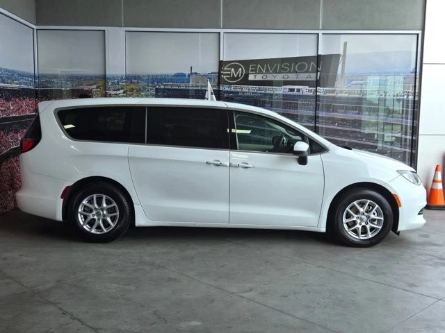 2023 Chrysler - Image 4 of 21