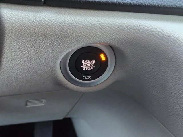 2023 Chrysler - Image 18 of 21