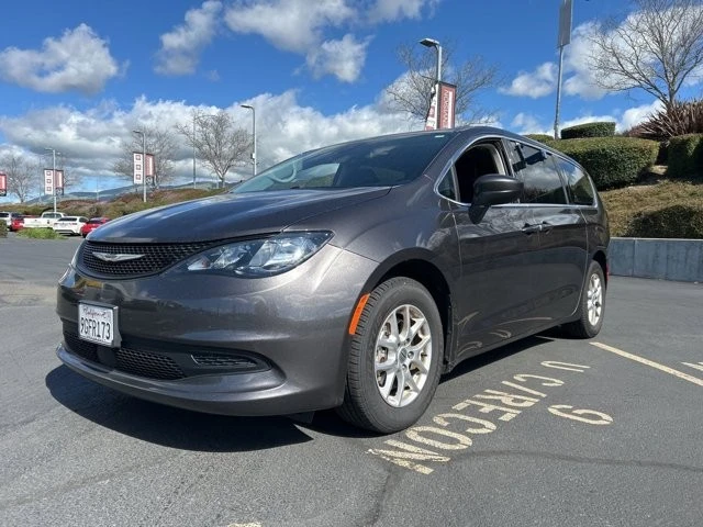 2023 Chrysler - Image 2 of 12