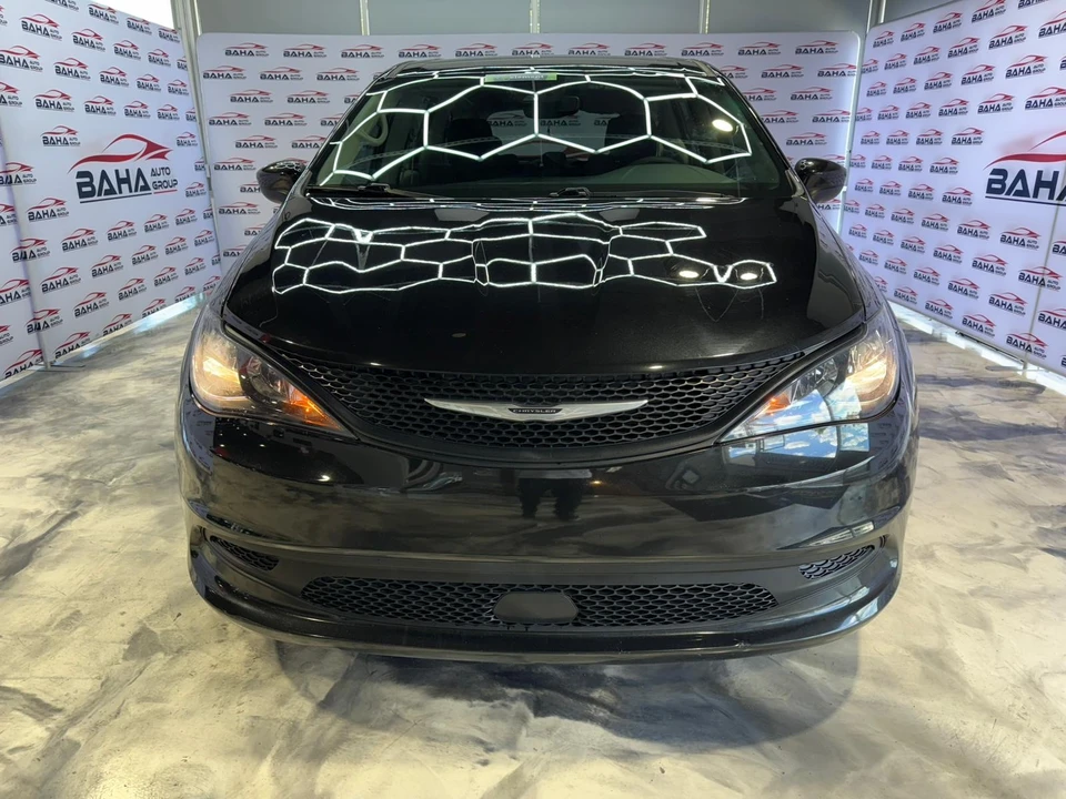 2023 Chrysler - Image 2 of 21