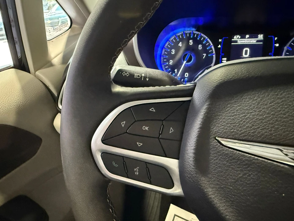 2023 Chrysler - Image 16 of 21