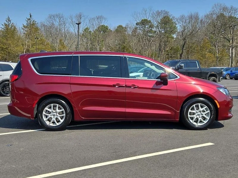 2023 Chrysler - Image 7 of 12