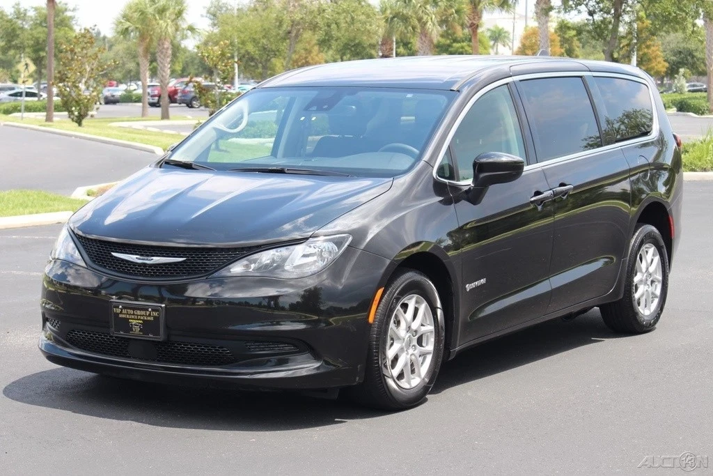 2023 Chrysler - Image 11 of 21