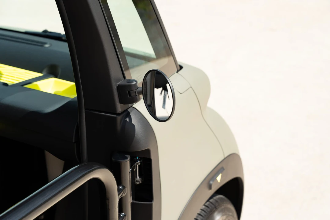 2023 Citroen Ami Electric - Image 25 of 31