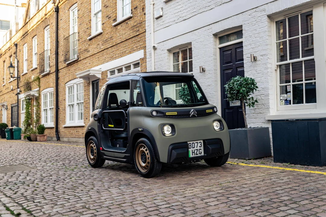 2023 Citroen Ami Electric - Image 2 of 31