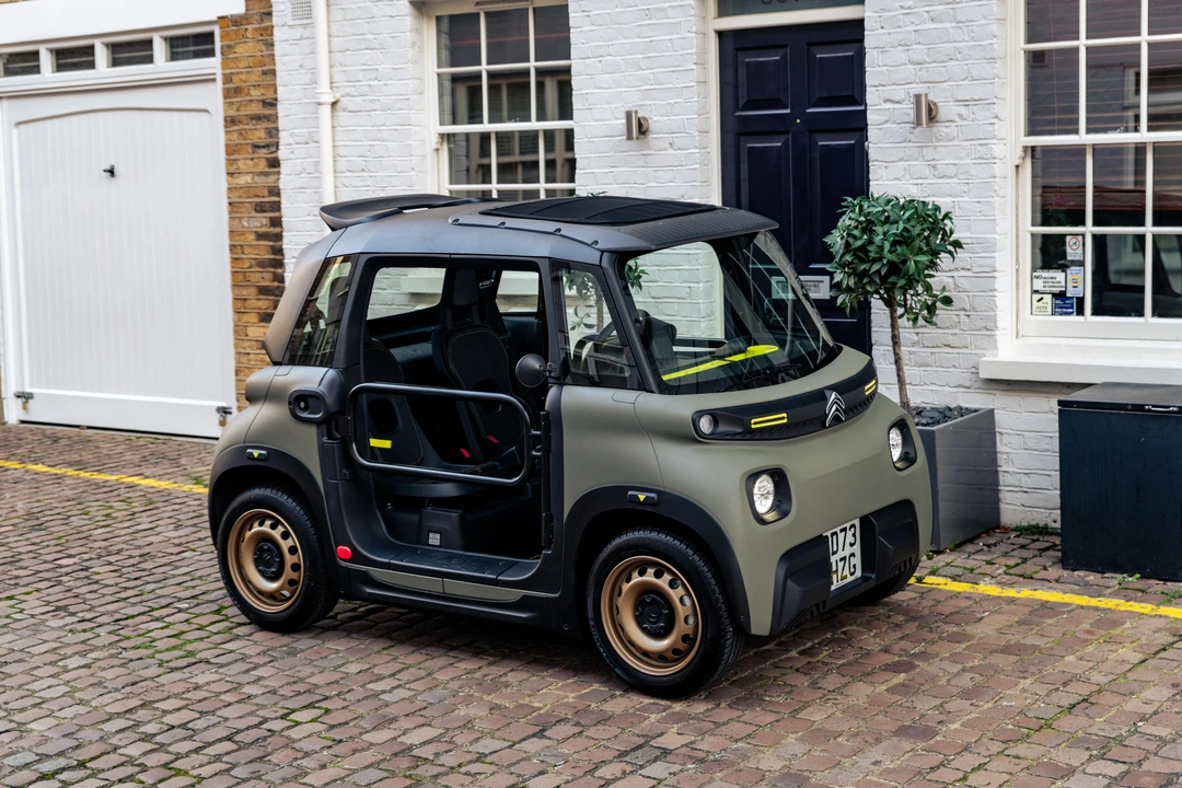 2023 Citroen Ami Electric - Image 9 of 31