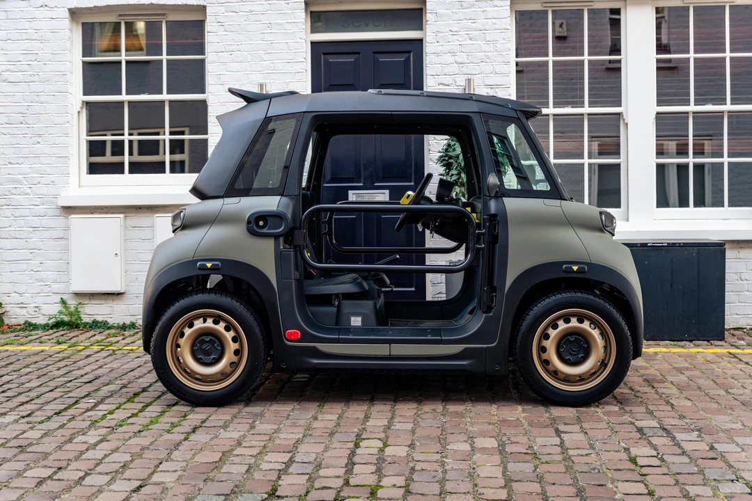 2023 Citroen Ami Electric - Image 12 of 31