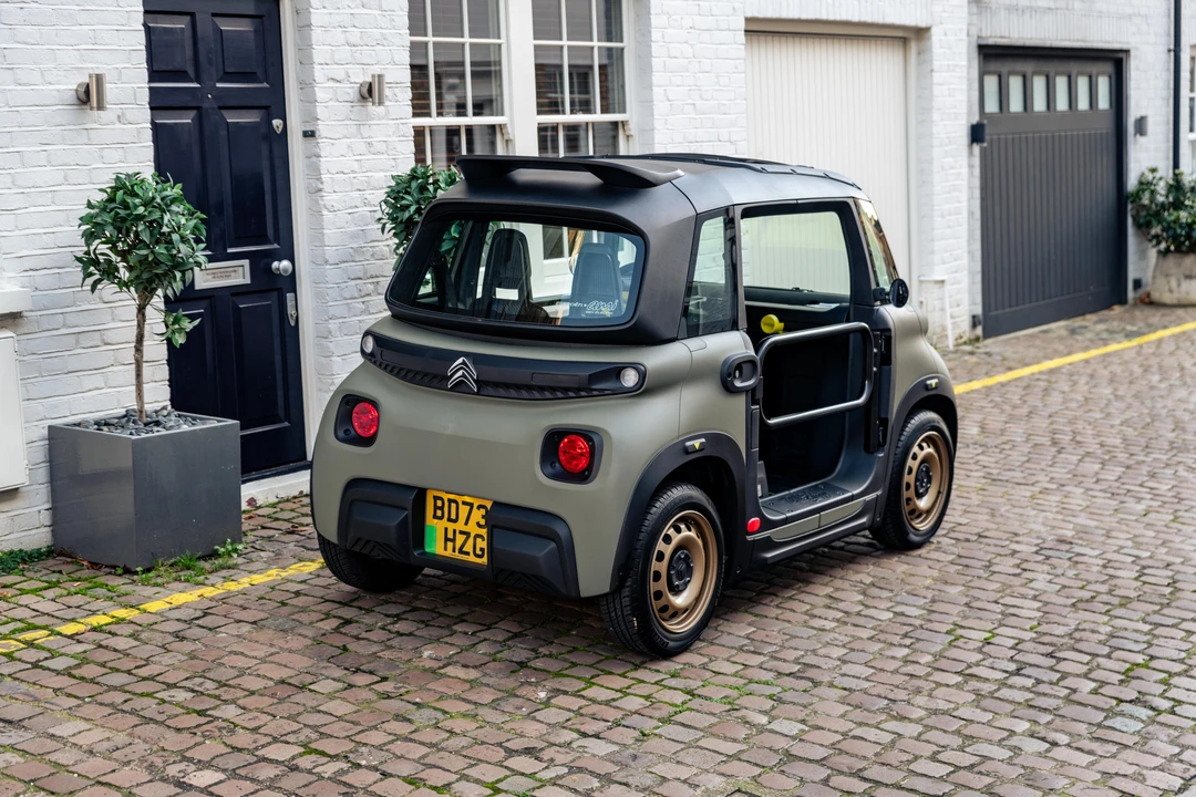 2023 Citroen Ami Electric - Image 17 of 31