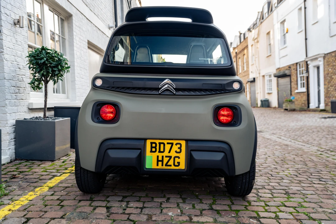 2023 Citroen Ami Electric - Image 19 of 31