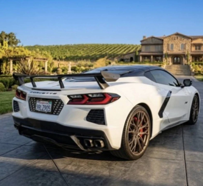 2023 Chevrolet Corvette C8 Z06 - Image 2 of 12