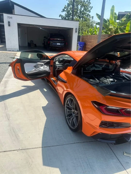 2023 Chevrolet Corvette C8 Z06 - Image 8 of 10