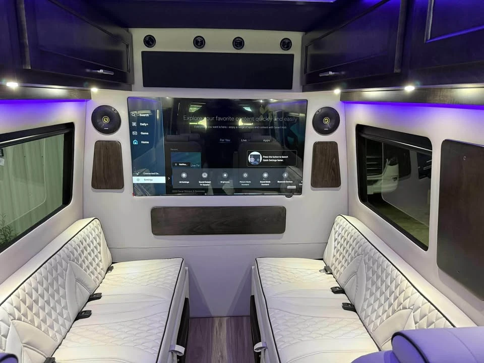 2023 Mercedes-Benz VS30 Sprinter - Image 6 of 19