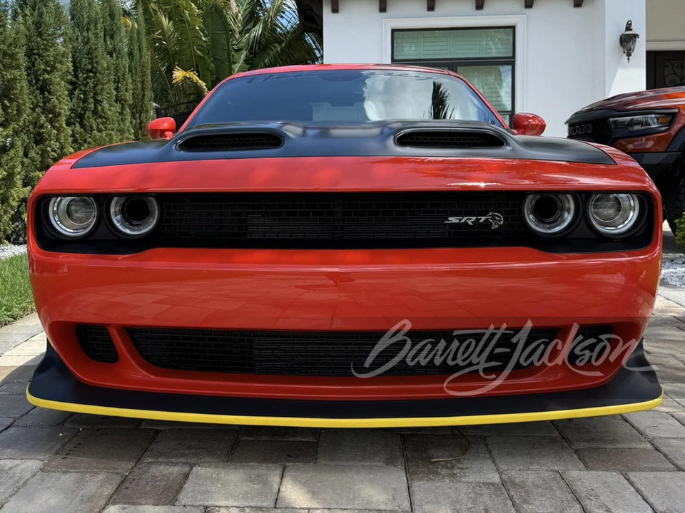 2023 Dodge Challenger SRT Hellcat 3rd Gen - Image 15 of 24