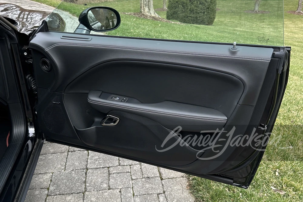 2023 Dodge Challenger SRT Hellcat 3rd Gen - Image 26 of 31