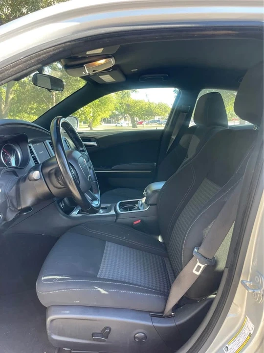 2023 Dodge Charger 8th Gen - Image 5 of 9