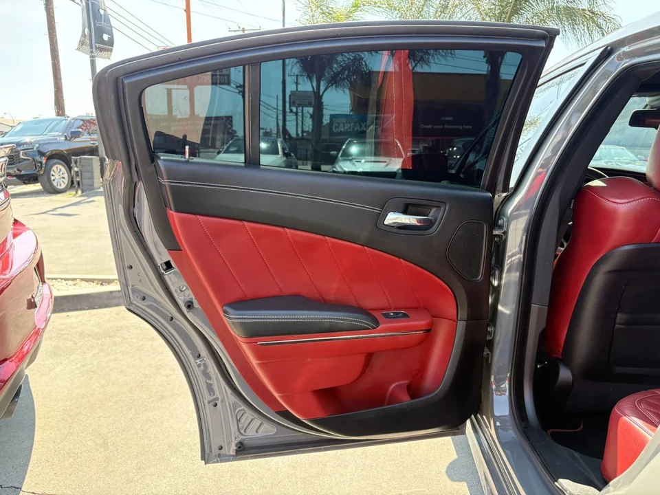2023 Dodge Charger SRT Hellcat 7th Gen - Image 16 of 31