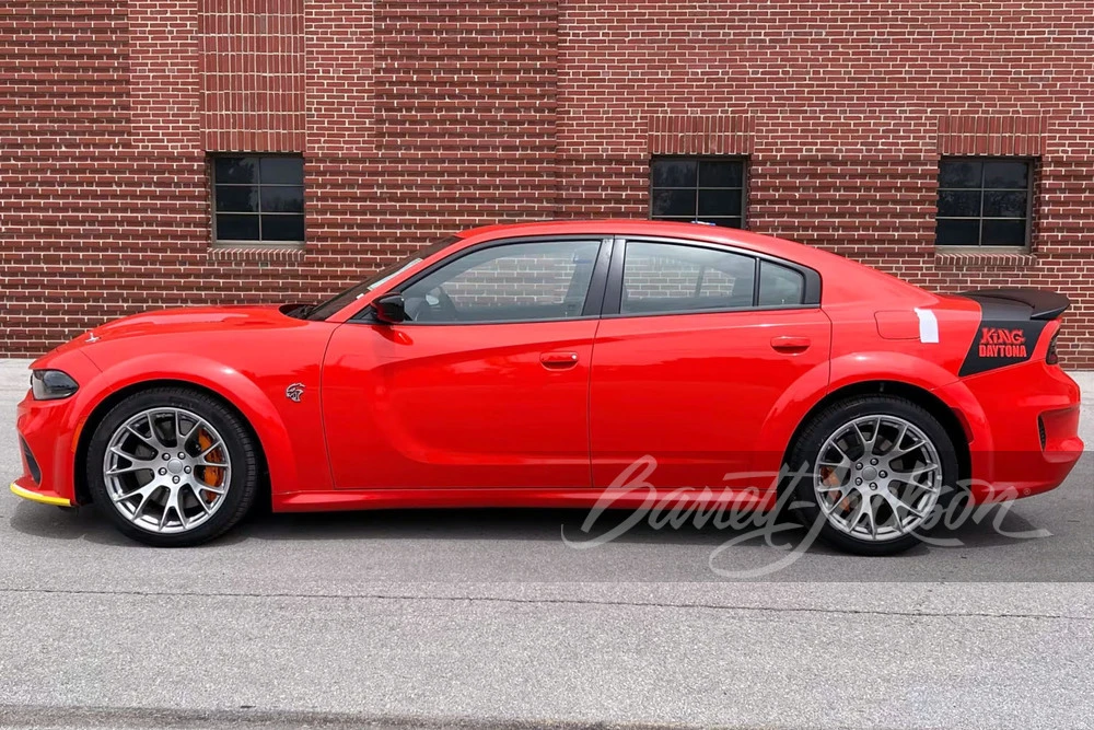 2023 Dodge Charger SRT Hellcat 7th Gen - Image 4 of 19
