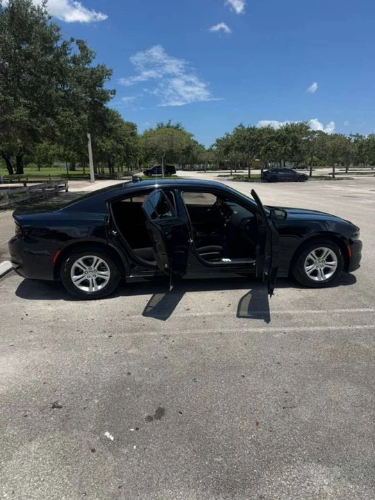 2023 Dodge Charger 7th Gen - Image 5 of 9