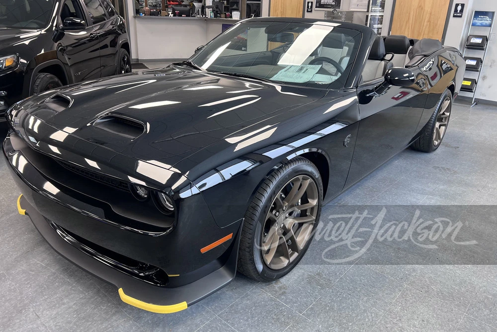 2023 Dodge Challenger SRT Hellcat 3rd Gen - Image 10 of 18