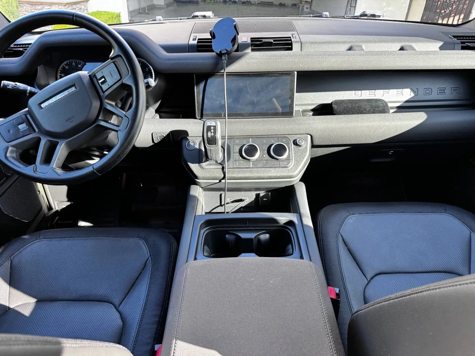 2023 Land Rover Defender L663 - Image 19 of 22