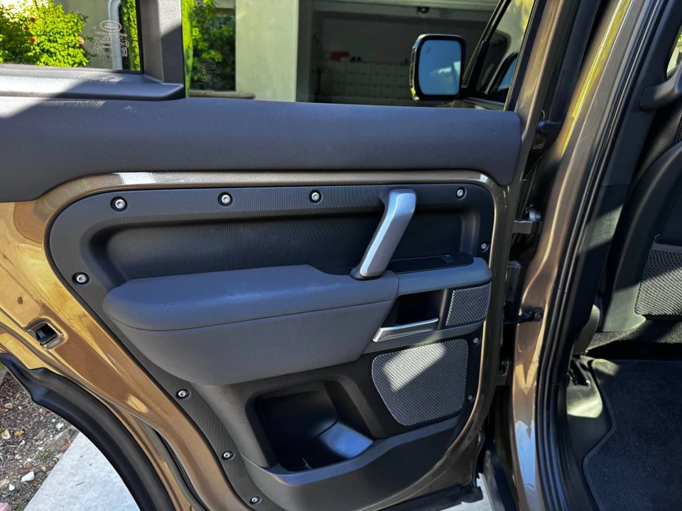 2023 Land Rover Defender L663 - Image 18 of 22