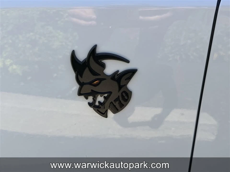 2023 Dodge Challenger 3rd Gen - Image 9 of 20