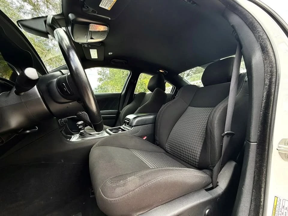 2023 Dodge Charger 7th Gen - Image 10 of 17