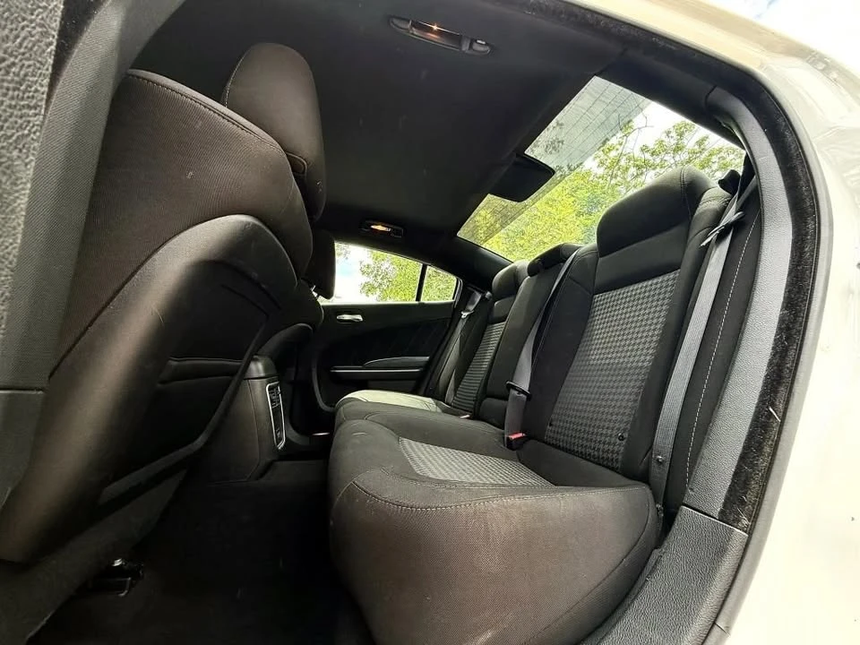 2023 Dodge Charger 7th Gen - Image 11 of 17