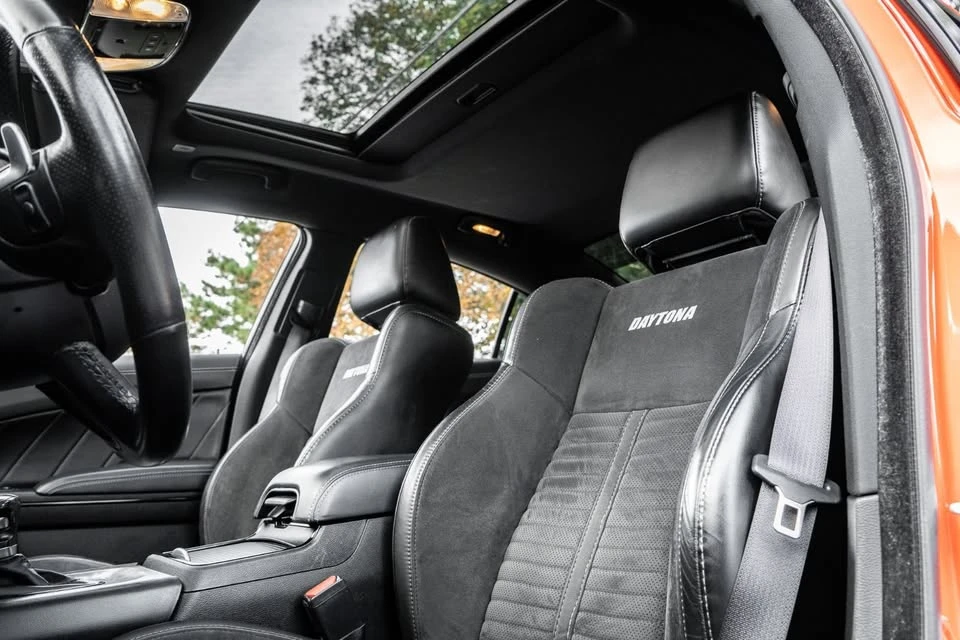 2023 Dodge Charger SRT Hellcat 7th Gen - Image 8 of 10