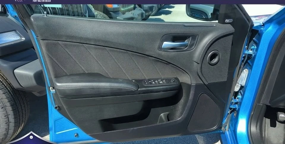 2023 Dodge Charger 7th Gen - Image 16 of 20