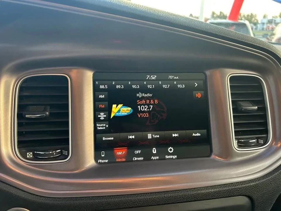 2023 Dodge Charger 7th Gen - Image 8 of 20