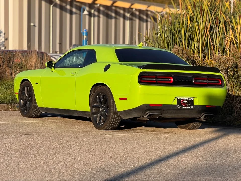 2023 Dodge Challenger 3rd Gen - Image 8 of 10