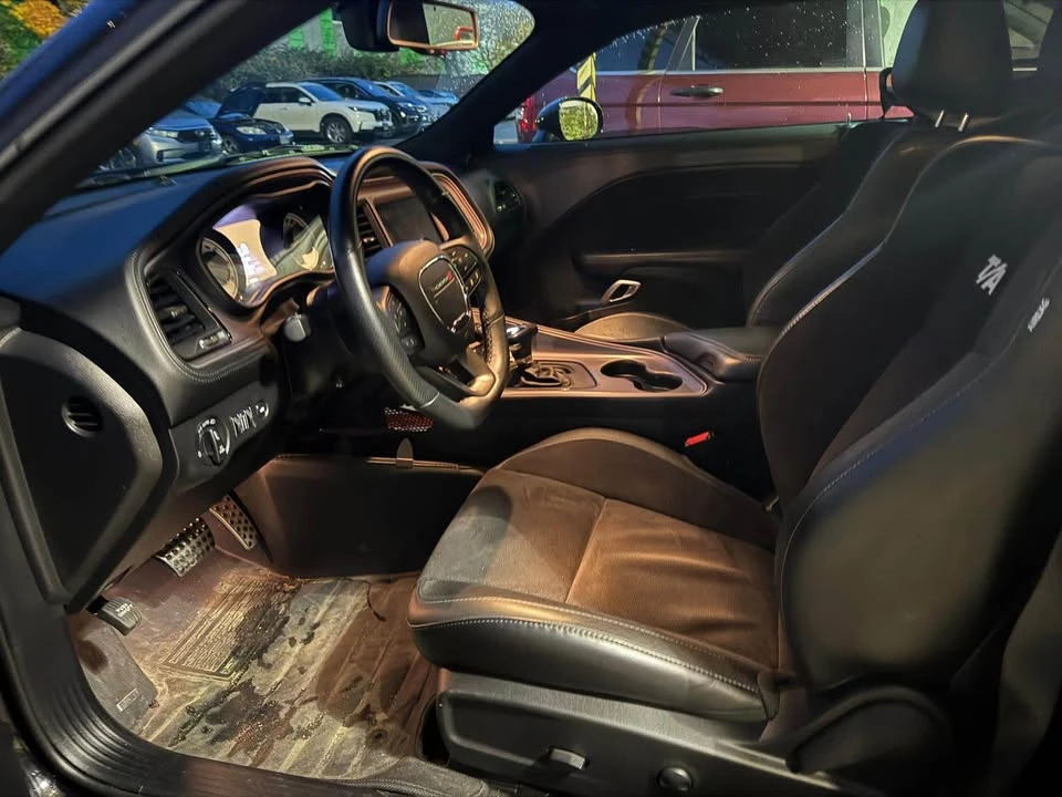 2023 Dodge Challenger 3rd Gen - Image 10 of 19