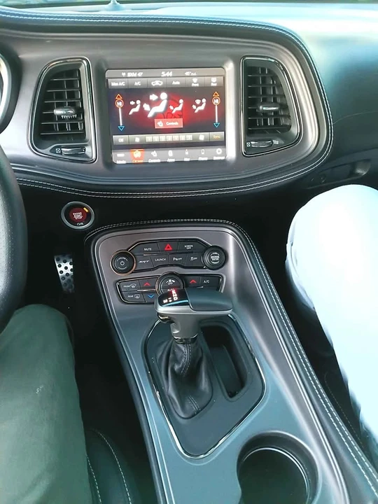 2023 Dodge Challenger 3rd Gen - Image 9 of 10
