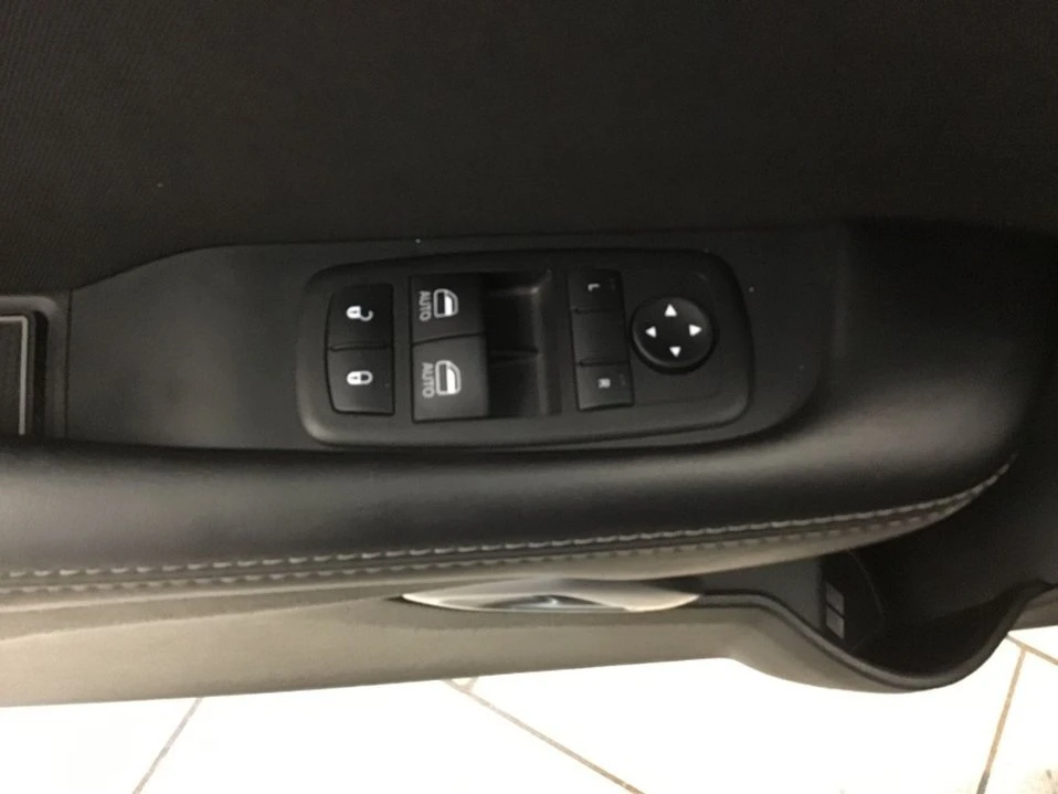2023 Dodge Challenger 3rd Gen - Image 16 of 20