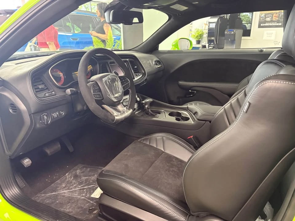 2023 Dodge Challenger 3rd Gen - Image 5 of 7