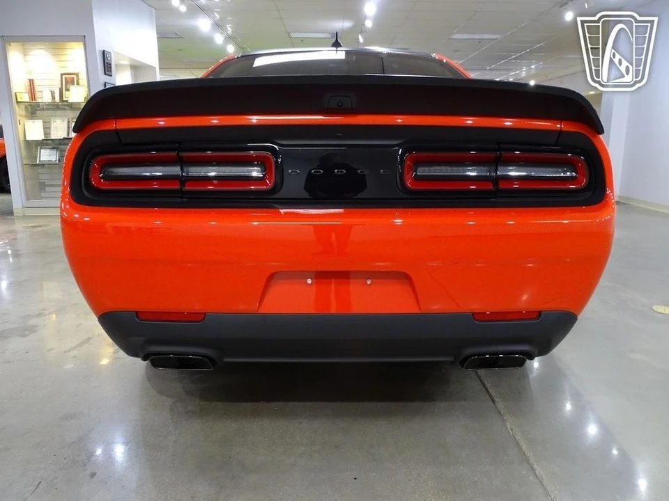 2023 Dodge Challenger 3rd Gen - Image 15 of 21