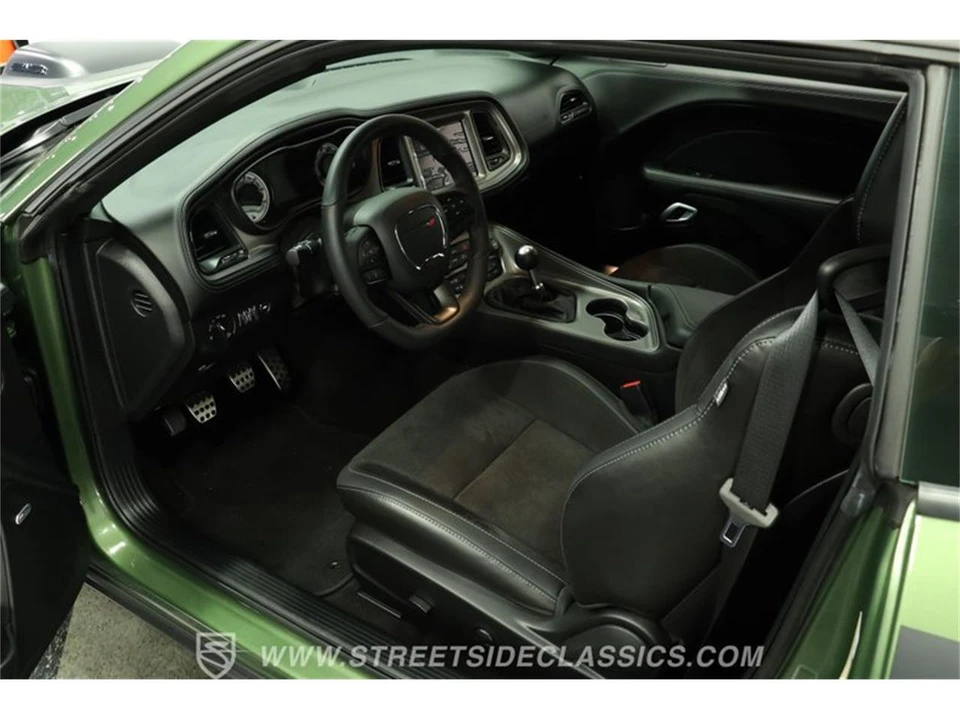 2023 Dodge Challenger 3rd Gen - Image 4 of 31
