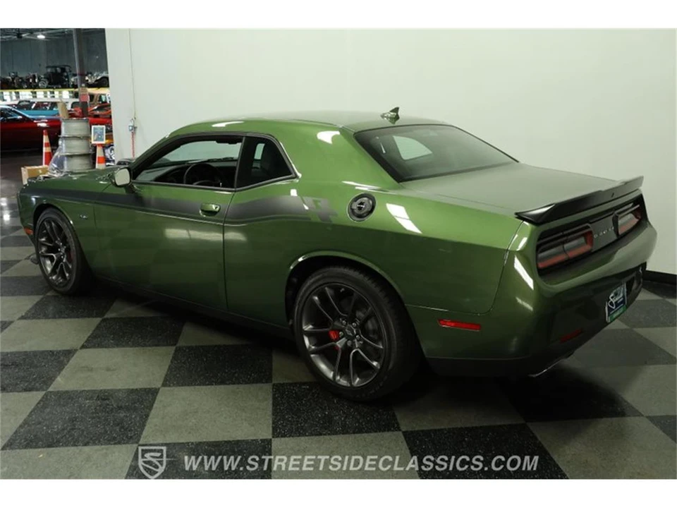2023 Dodge Challenger 3rd Gen - Image 6 of 31