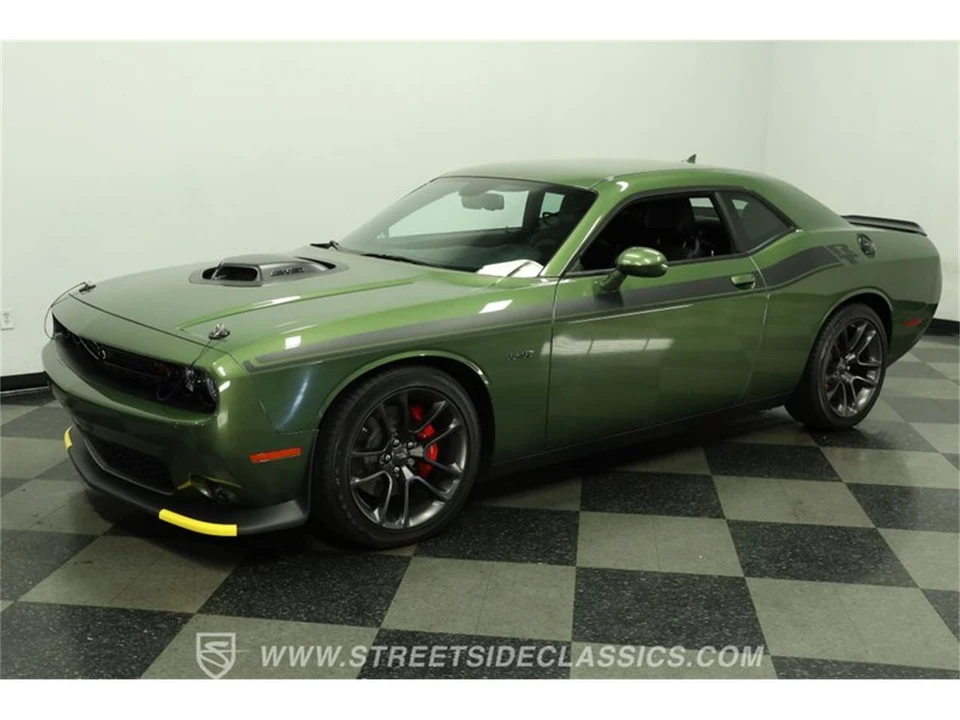 2023 Dodge Challenger 3rd Gen - Image 5 of 31