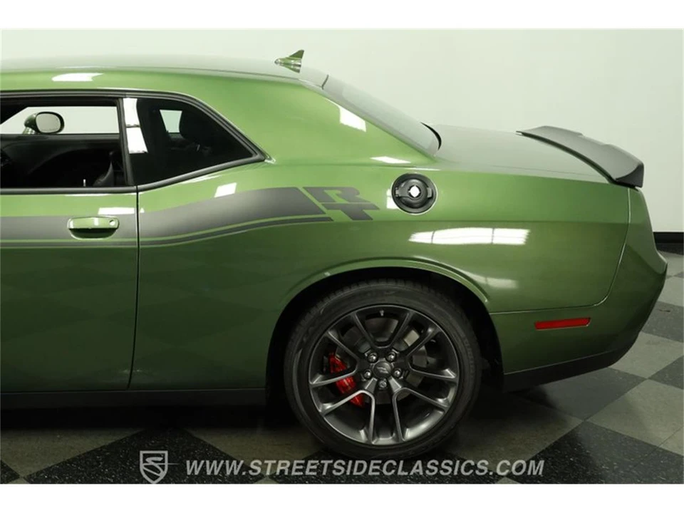 2023 Dodge Challenger 3rd Gen - Image 23 of 31
