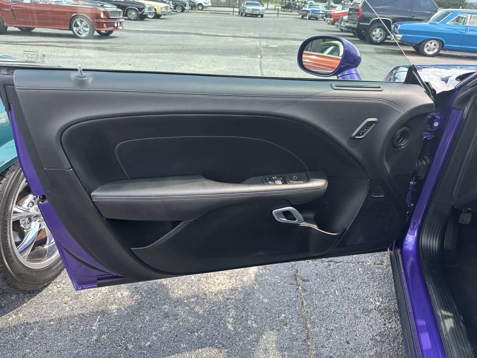 2023 Dodge Challenger 3rd Gen - Image 20 of 31