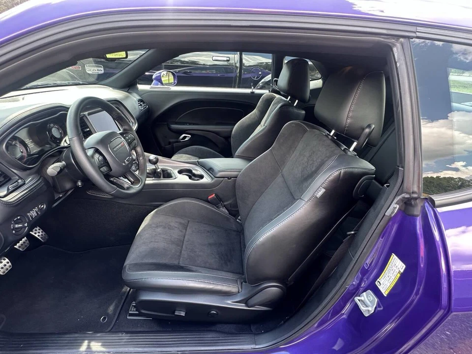 2023 Dodge Challenger 3rd Gen - Image 11 of 31